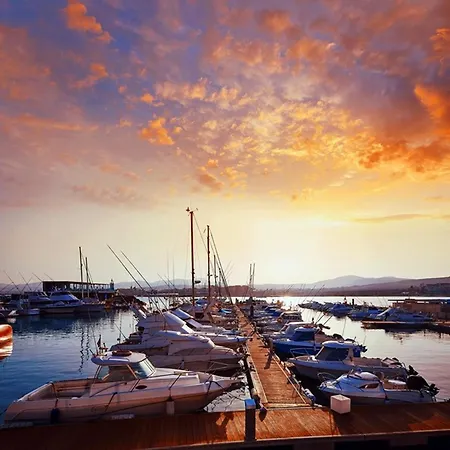 Juana * Калета-де-Фусте